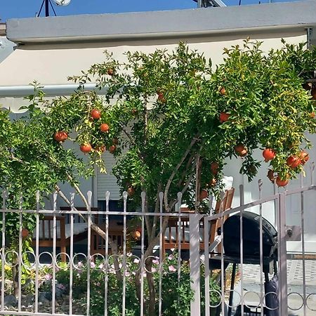 Anastasia'S Home Néa Péramos 外观 照片