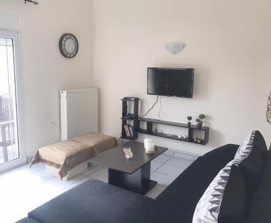 Anastasia'S Home Néa Péramos 外观 照片
